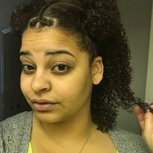 Meet your Posher, Priscilla